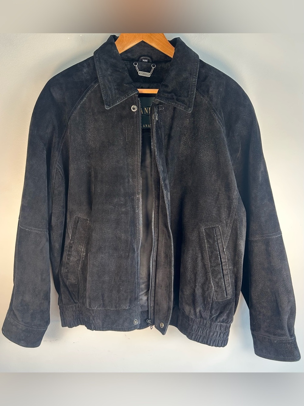 Danier Leather Men’s Suede Jacket Size M Zip Up Genuine Canada Black Bomber EUC - Picture 4 of 16